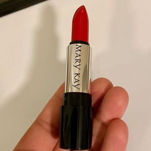 Mary Kay Gel Semi-Matte Lipstick